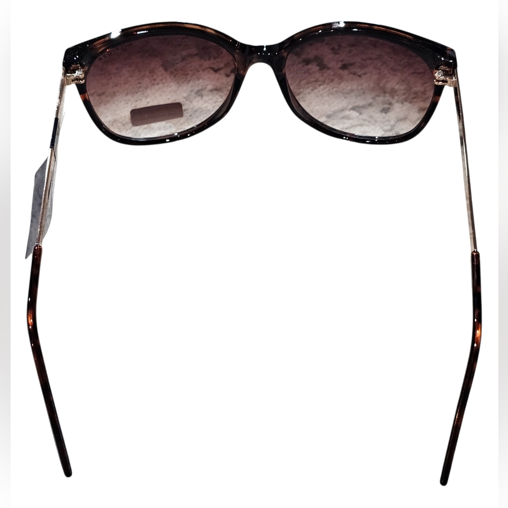 Tommy Hilfiger Women's Brown Gradient Cat-Eye Sunglasses, 100% UV Protected, New - Picture 4 of 5